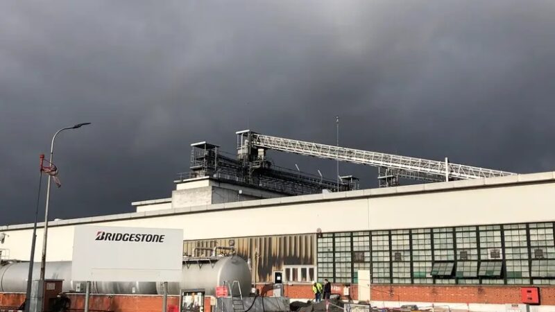 Bridgestone finalmente fechará a fábrica de Béthune, na França, ao final de abril