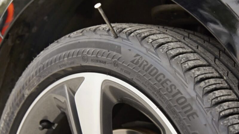 Por que pneus run flat devem contar com TPMS?