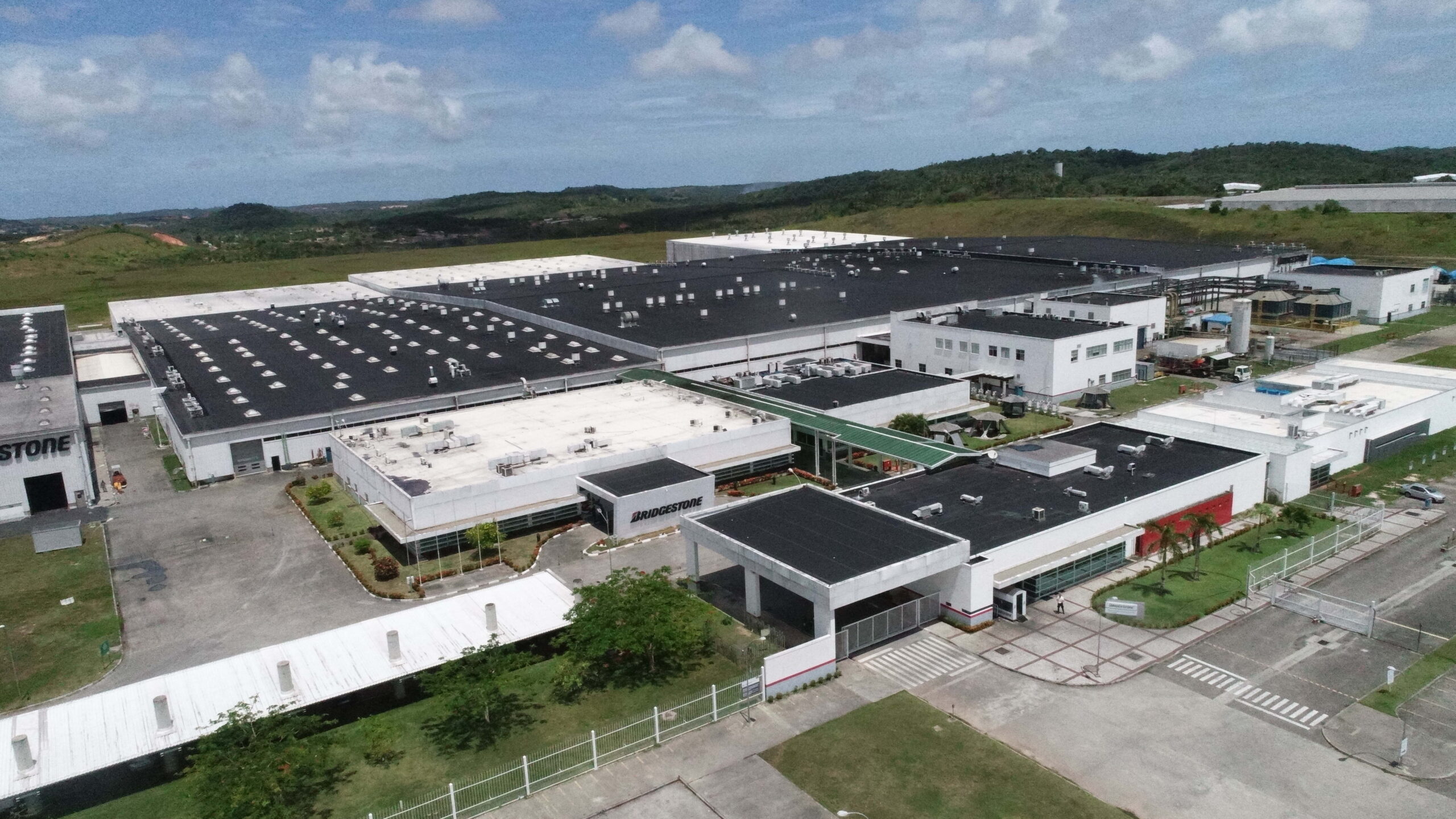 Bridgestone anuncia novos investimentos na Fábrica da Bahia