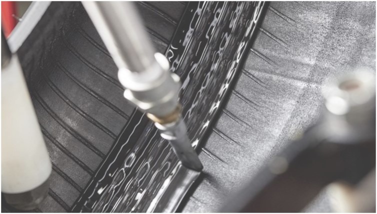 Dow apresenta ao mercado a primeira solução reciclável de silicone autovendante para pneus