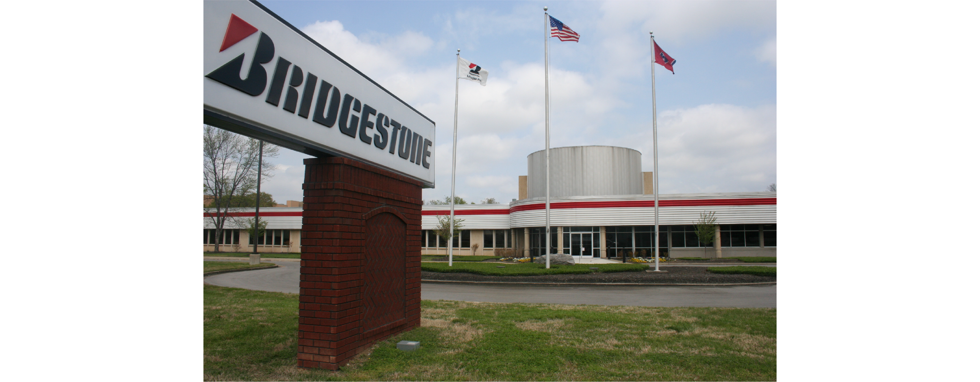 Bridgestone anuncia fechamento da fábrica em La Vergne, Tennessee, resultando em 700 demissões